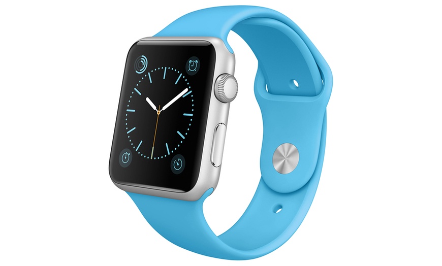 Image 8: Refurbished Apple Watch