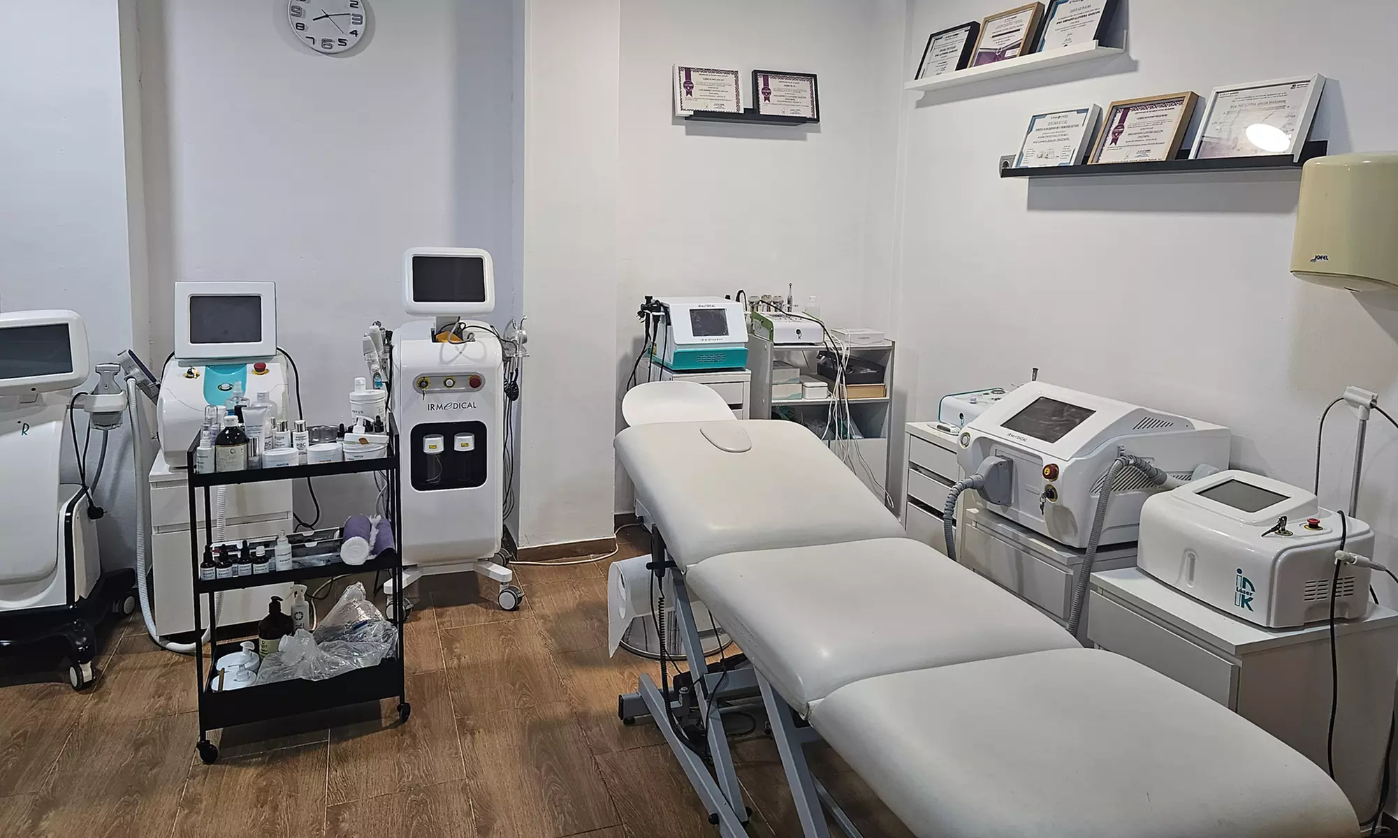 Tratamiento facial IPL en Ana Llovera Estética Avanzada