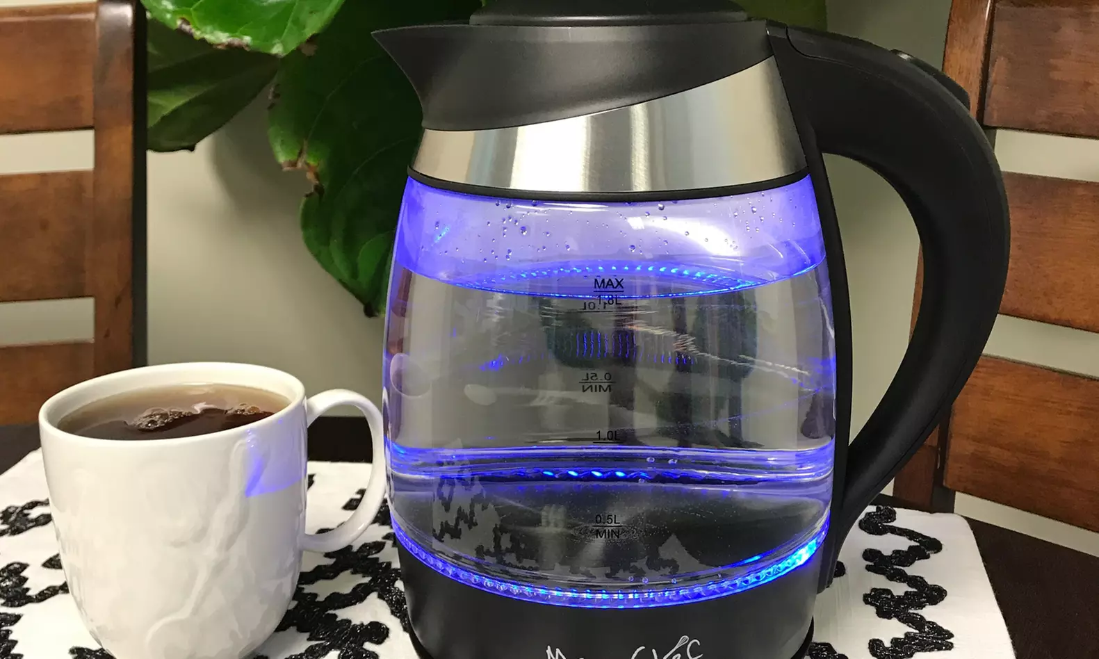 Mega Chef 90198372M 1.8L Glass and Stainless Steel Electric Tea Kettle - Primary Image