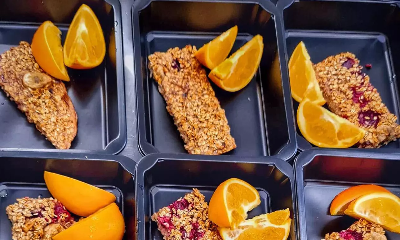 5 dni diety Balance lub Vege od 159,99 zł i więcej z firmą Szczeciński Catering - Primary Image