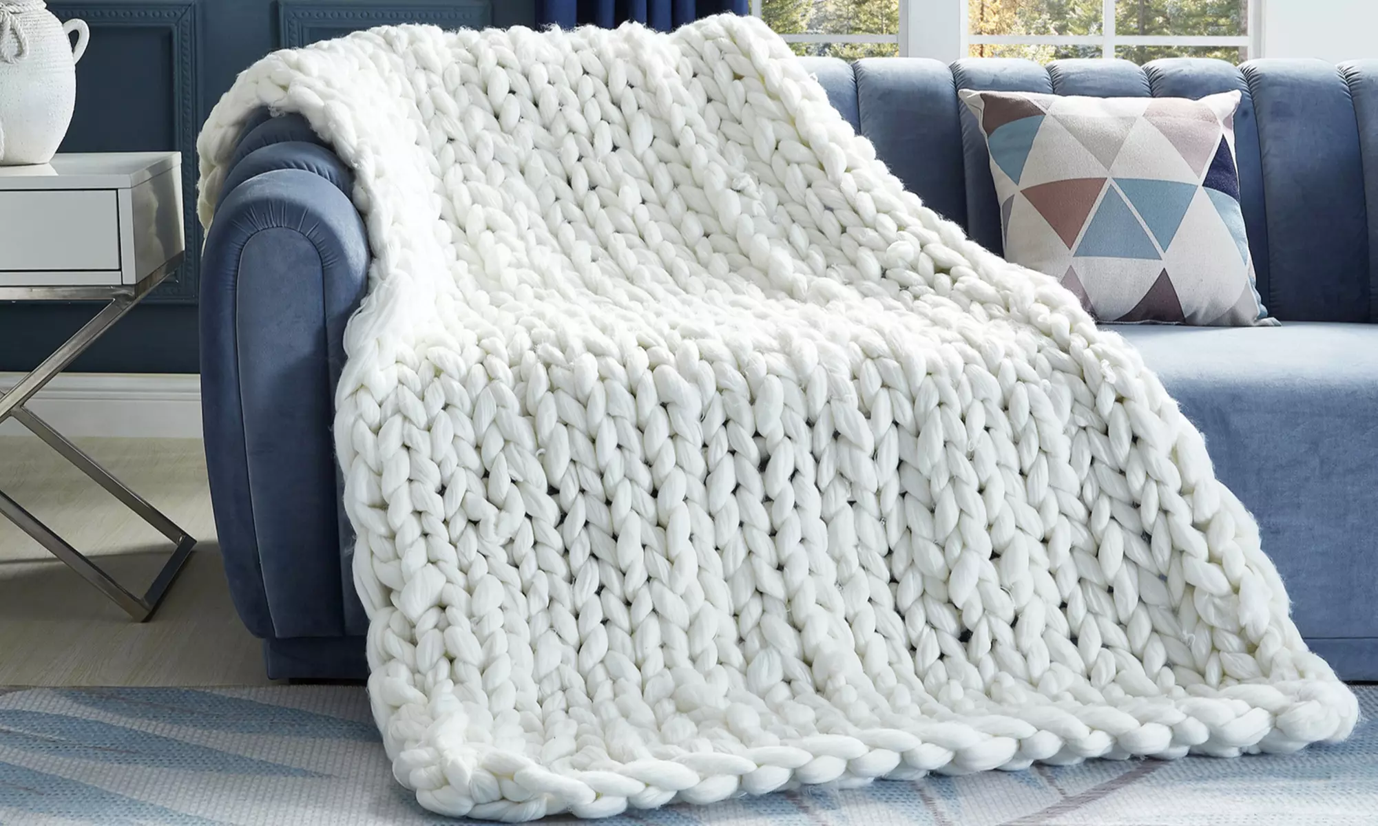 Emalia Yanis Chunky Knit Throw Blanket - Primary Image
