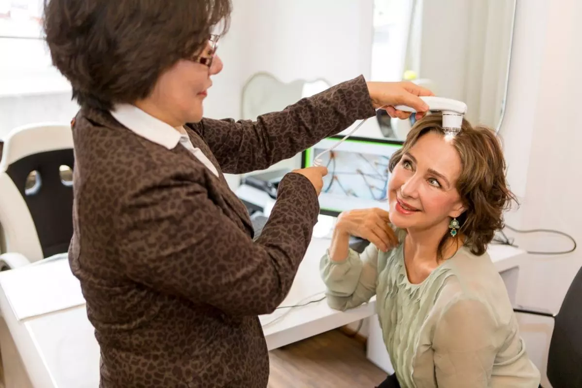 Haarausfallbehandlung + Diagnose