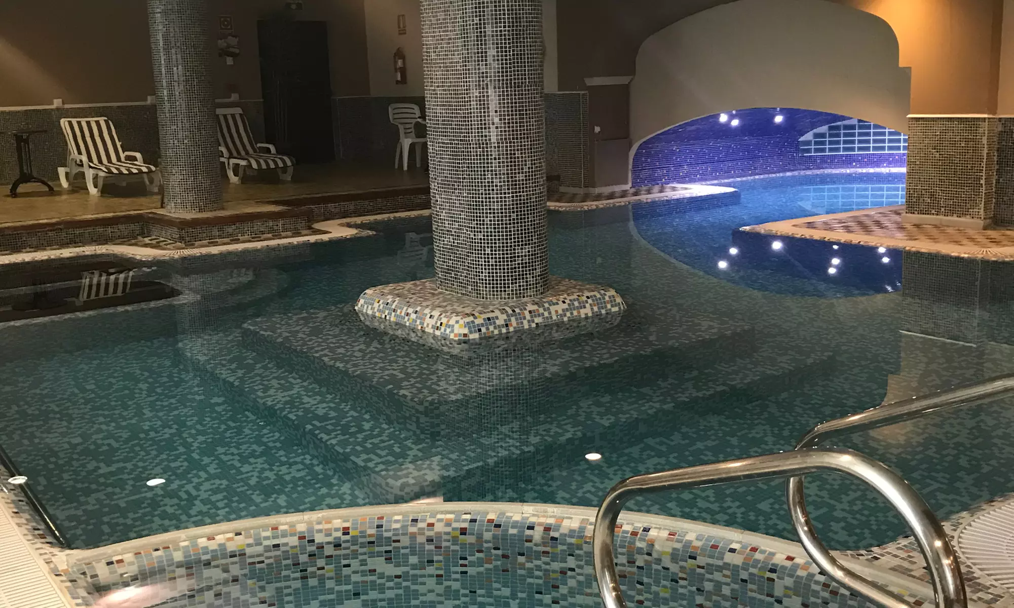 Circuito spa de 90 minutos para dos con masajes de 25, 40 o 50 minutos