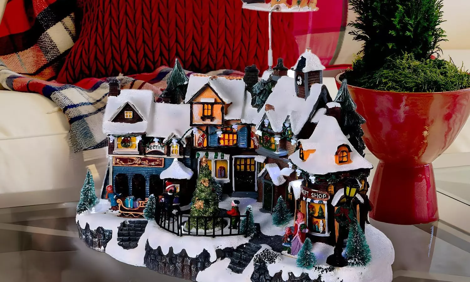 Figuras de decoración navideñas luminosas y animadas de Avilia