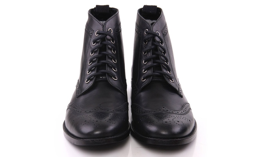 Image 4: Men's Brogue Boots