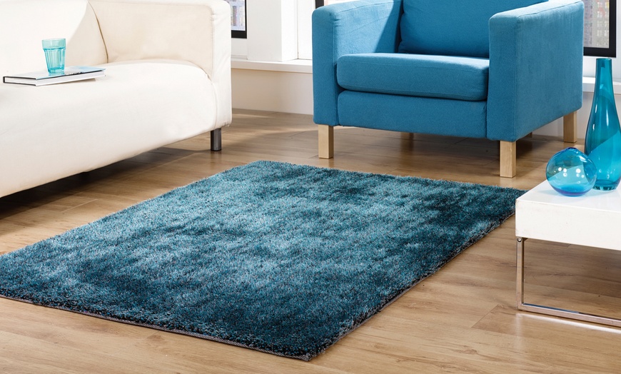 Image 8: Shimmer Rug - 8 Colours