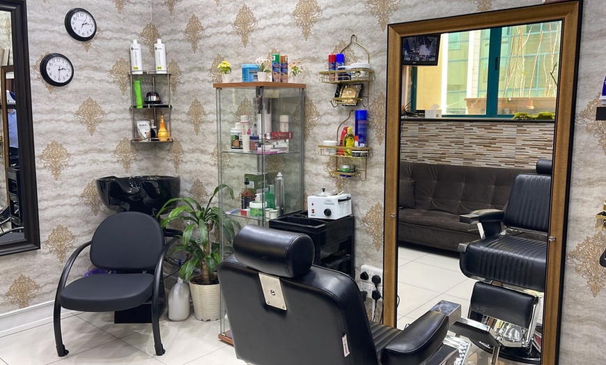 Haircut, Beard Shave, Hot Oil Treatment, Facial at Lashbona Gents Spa ...