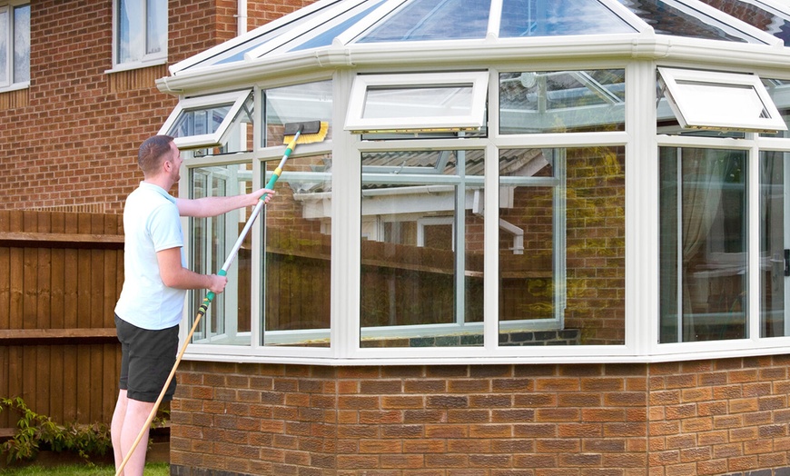 Image 2: 10ft Water-Fed Telescopic Window Cleaning Pole