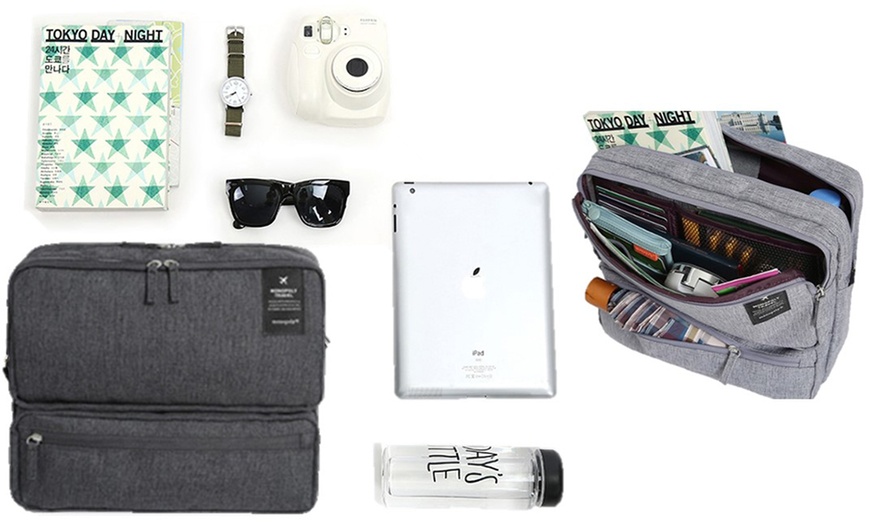 Image 14: Multi-Compartment Travel Bag