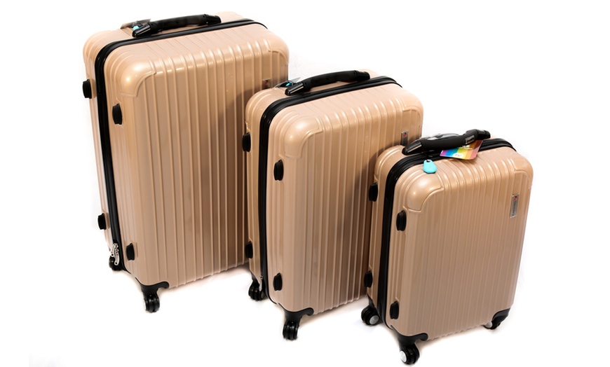 Image 14: Discovery Three-Piece Luggage