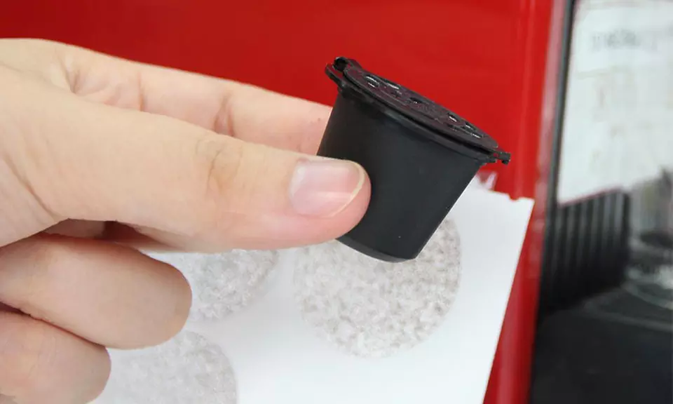 Pack de 6, 12 ou 24 capsules rechargeables compatibles Nespresso, avec livraison gratuite - Primary Image