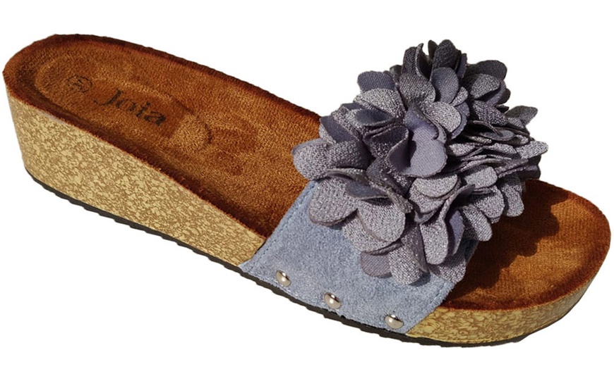 Image 5: Women's Flower Details Slippers