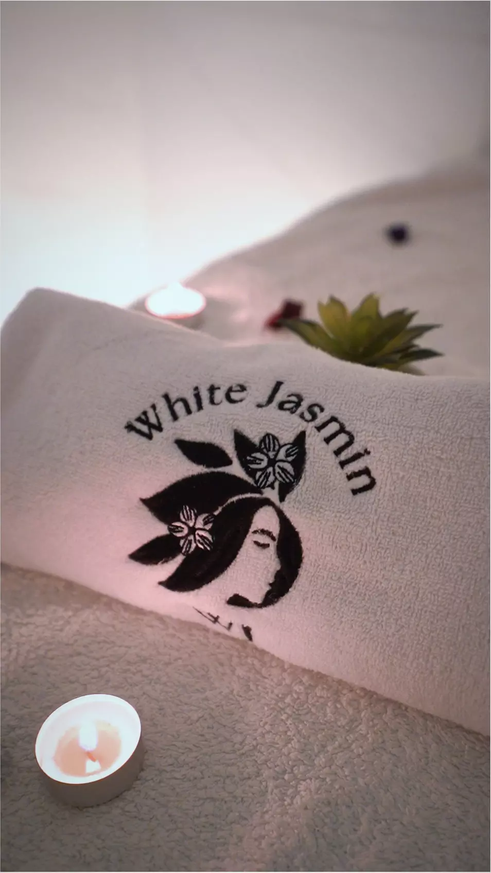 Refresh Your Nails with Mani-Pedi Combo and Polish!