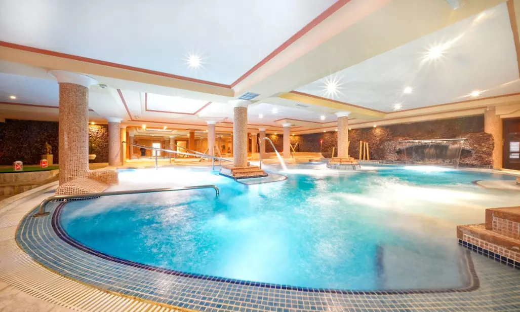 Circuito spa de 90 minutos con tratamientos adicionales a elegir