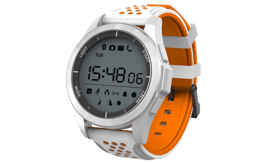 Image 3: Sport Tracker Watch