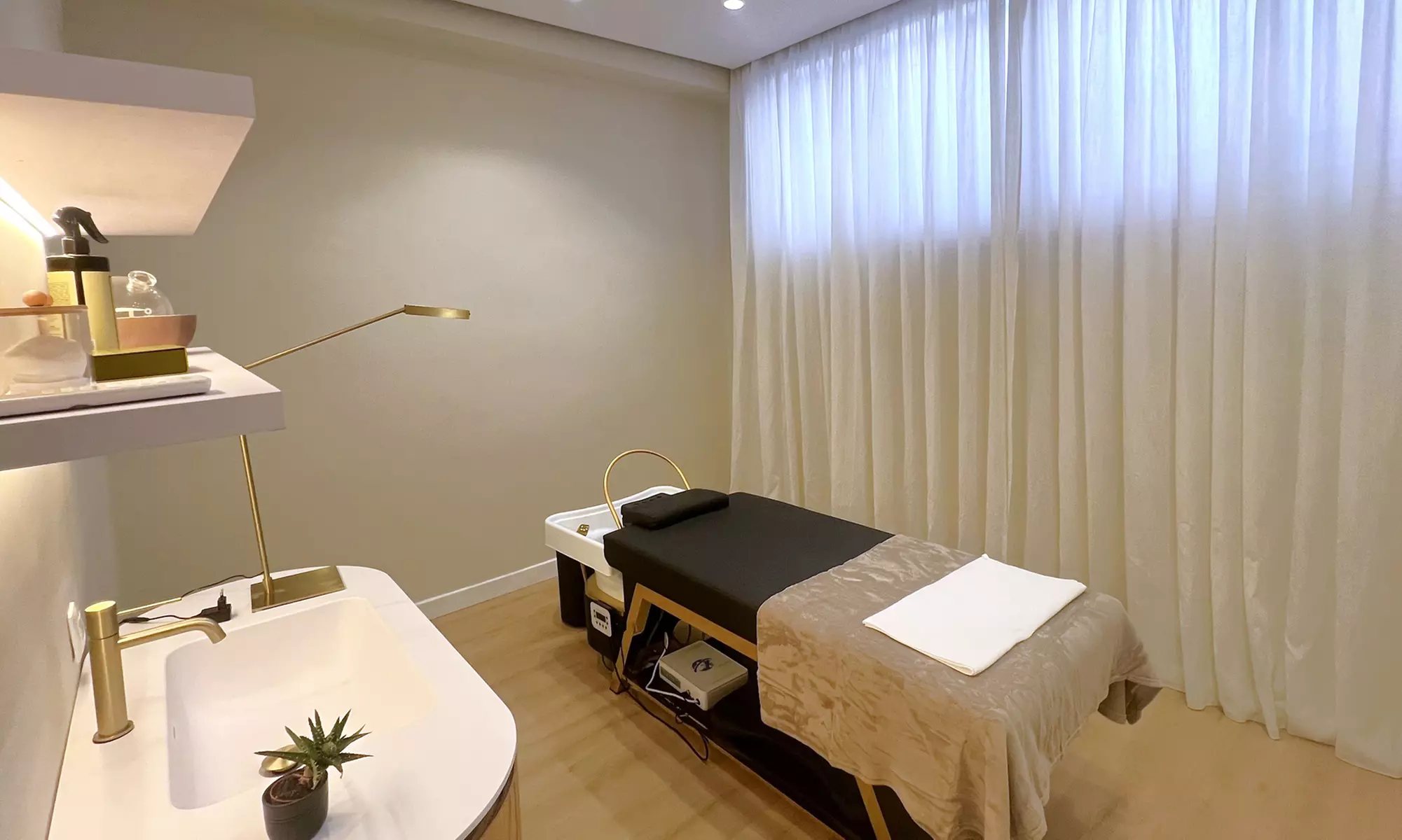 Spa capilar de 45 o 60 minutos con bebida caliente para 1 persona