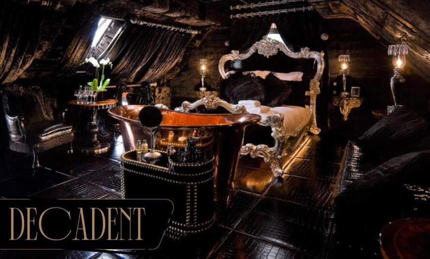 Image 21: 5* Decadent Hotel Break for Two with English or Thai Dining experience