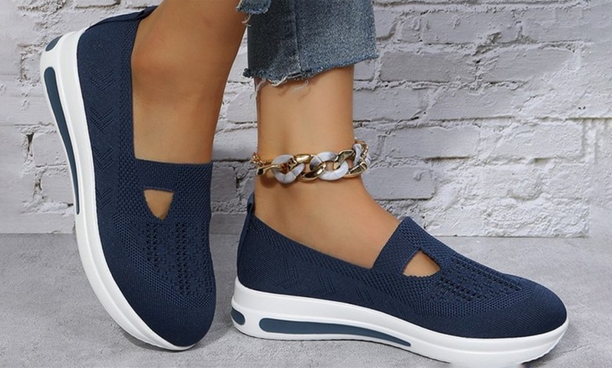 Image 7: Women's Mesh Woven Breathable Sneakers