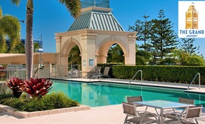 Gold Coast: 3- to 7-Night Package with Wine