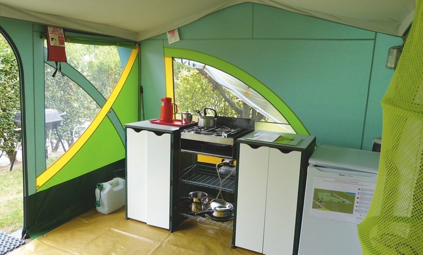 Image 3: Tent Stay in France