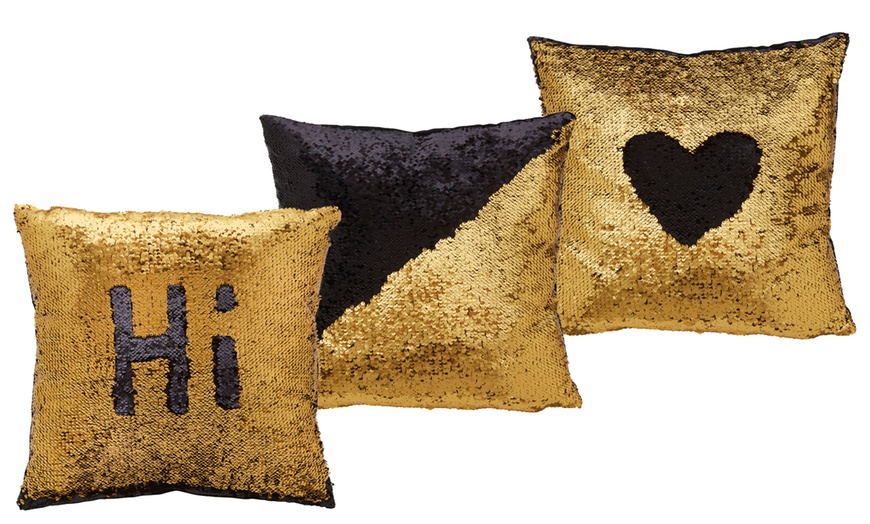 Image 4: Decorative Sequin Cushion