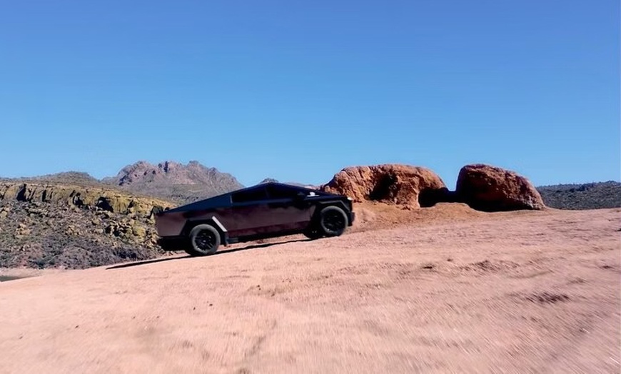 Image 2: Explore Cyber Desert Tours for One, Two, or Four People