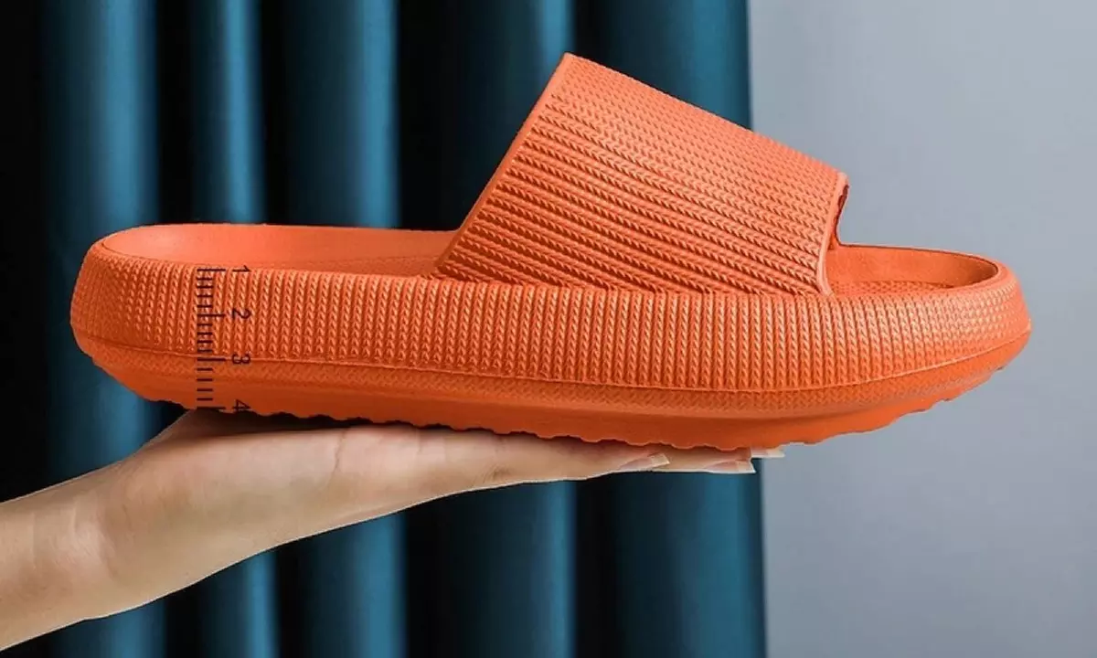 Women's Thick Platform Soft EVA Slippers - Primary Image