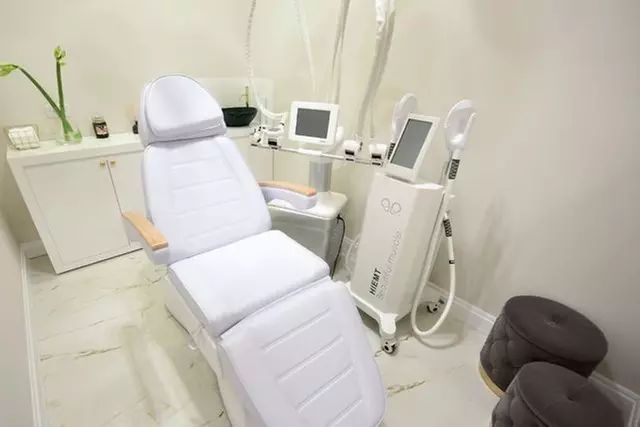 Modelowanie i wyszczuplanie sylwetki: zabieg EMS