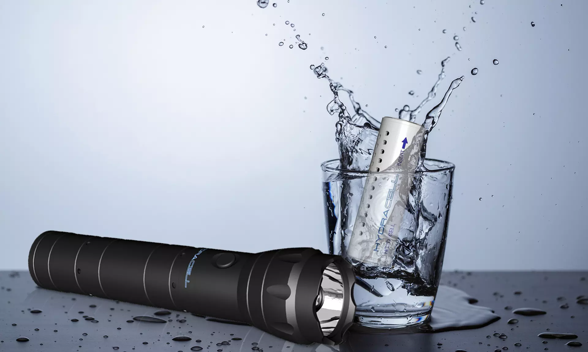 Lampe torche en aluminium, collection HydraCell, fonctionnement à l'eau - Primary Image