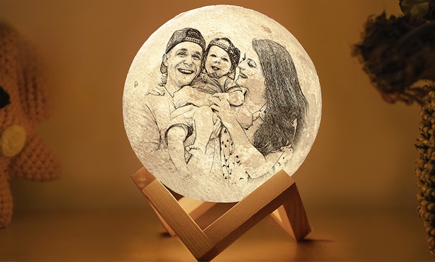 Image 1: Personalized Moon Lamps