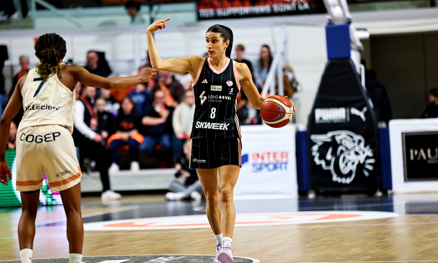 Image 3: LDLC Asvel Féminin vs Villeneuve d'Ascq