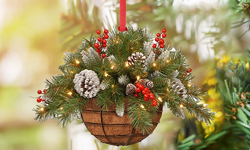 Image 3: Christmas-Themed Hanging Baskets Decor 