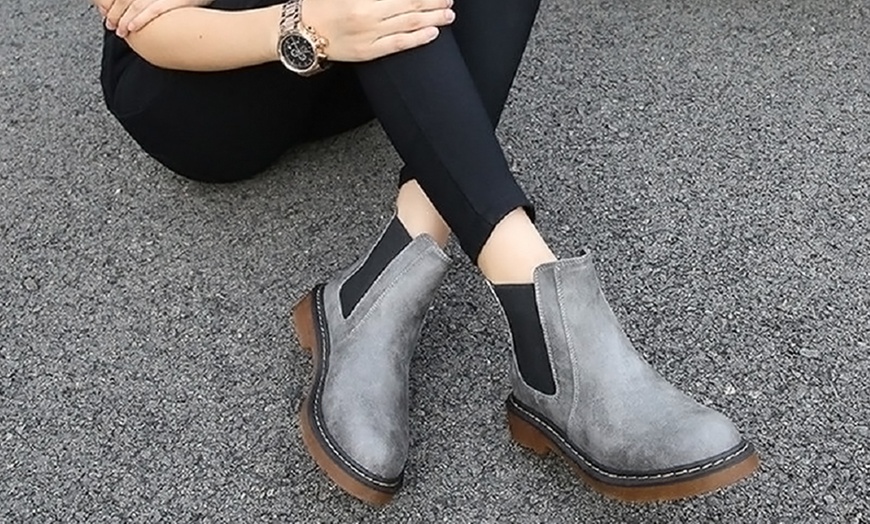 Image 14: Women's Chelsea Ankle Boots