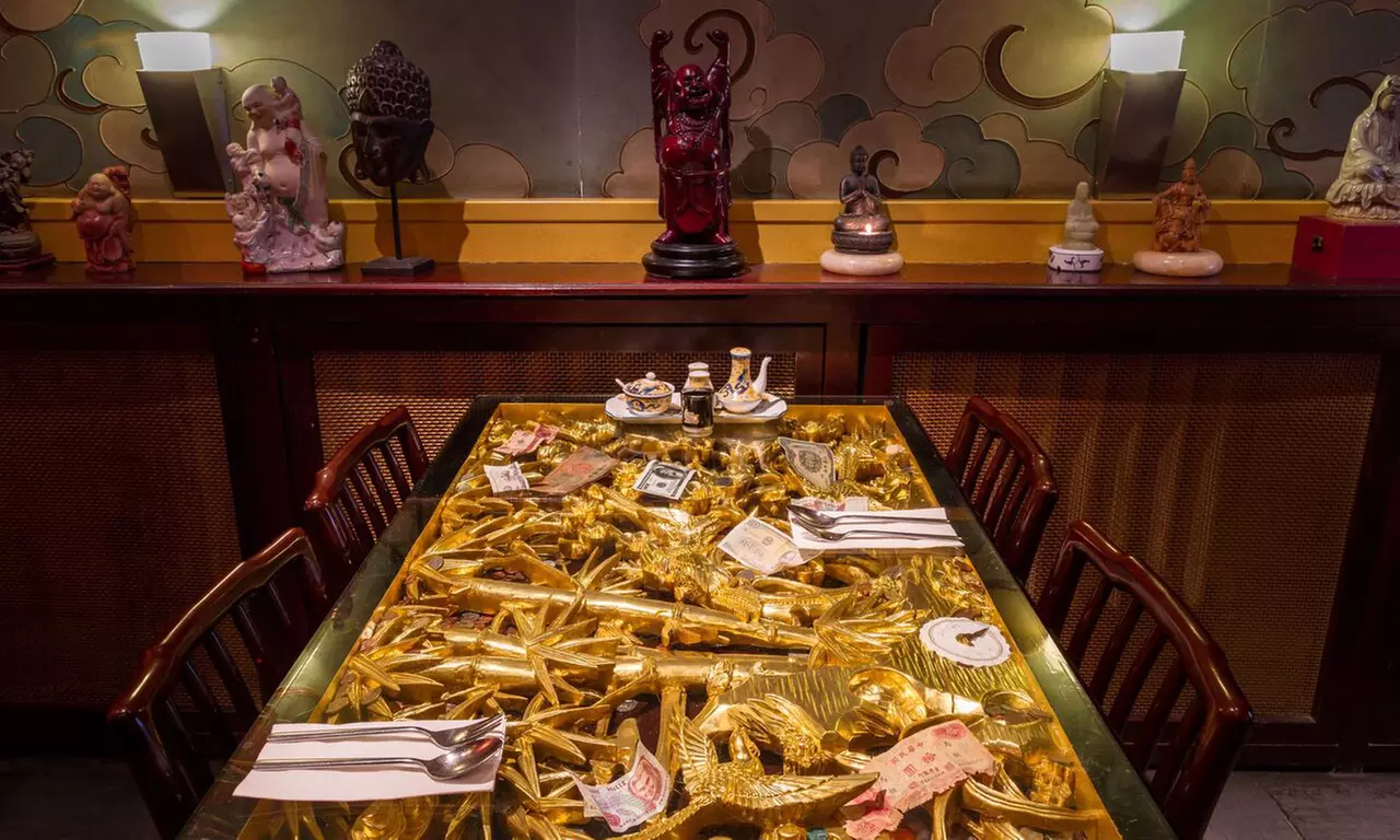 Peking-Ente serviert als 4-Gänge-Menü inkl. Aperitif für 4 Personen