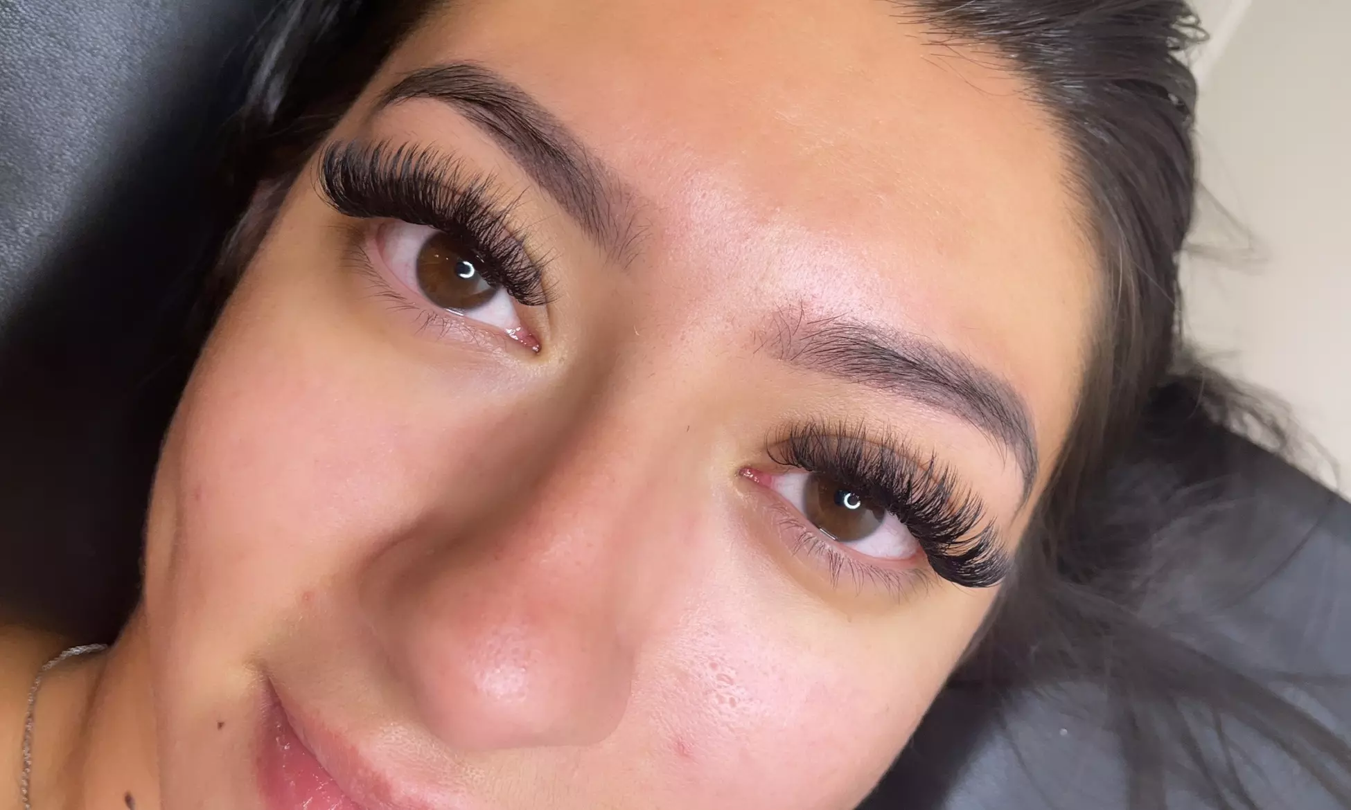 Transform Your Look with Hybrid or Volume Lash Extensions