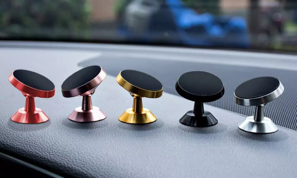 1 ou 2 supports magnétiques voiture pour tout type de smartphones, coloris au choix - Primary Image