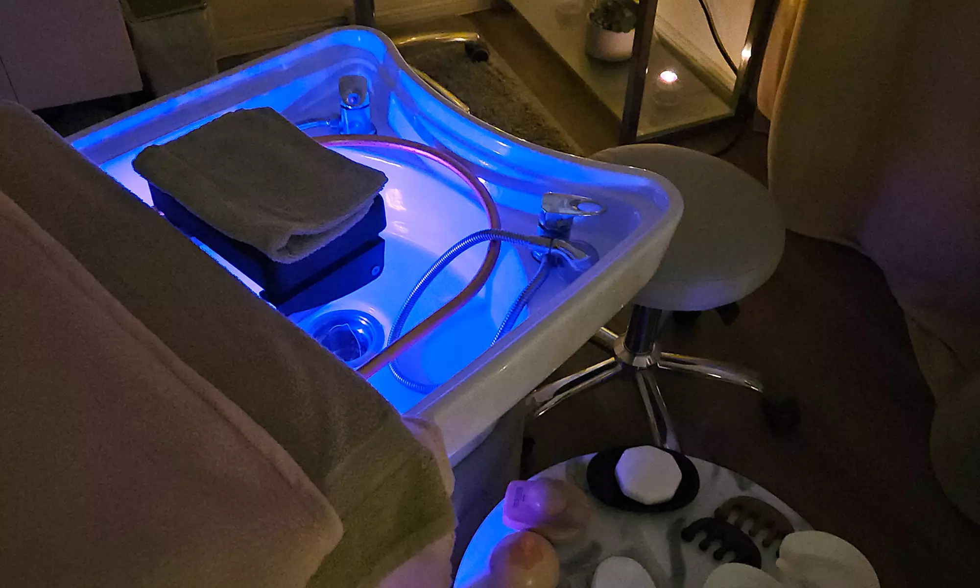 50 Min. oder 75 Min. Head-Spa