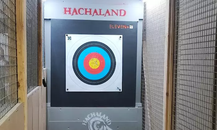 Tiro de hachas para 2 o 4 personas entre semana o finde