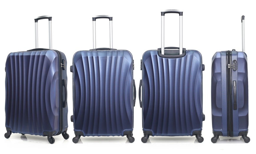 Image 18: Hero Set of Three Suitcases