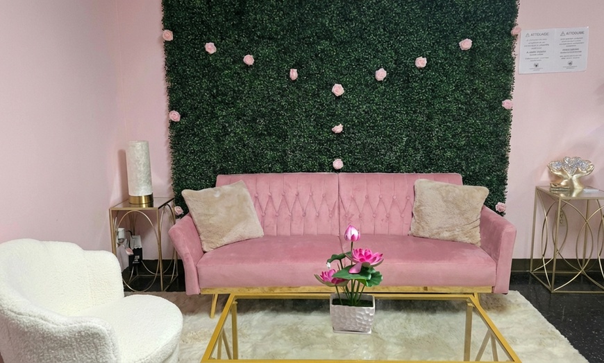 Image 3: Get One, Three or Five 60-Minute Massage with Hot Stone/ Aromatherapy