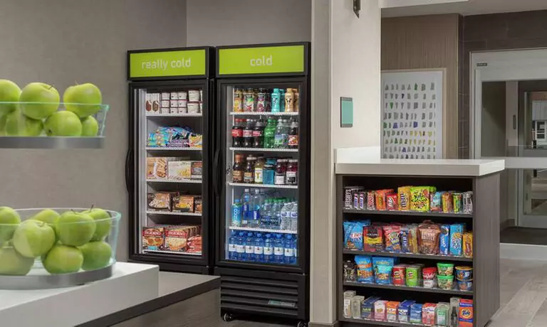 Modern Extended-Stay Hotel: Comfort and Convenience for Every Traveler