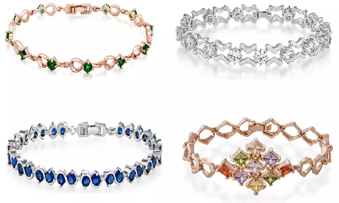 Bracelets multi liens avec bijoux - Primary Image