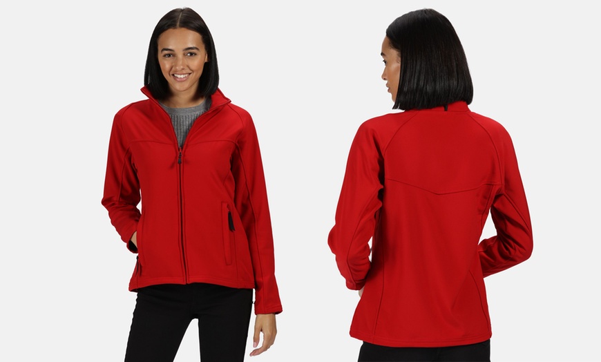 Image 3: Regatta Women's Softshell Jacket