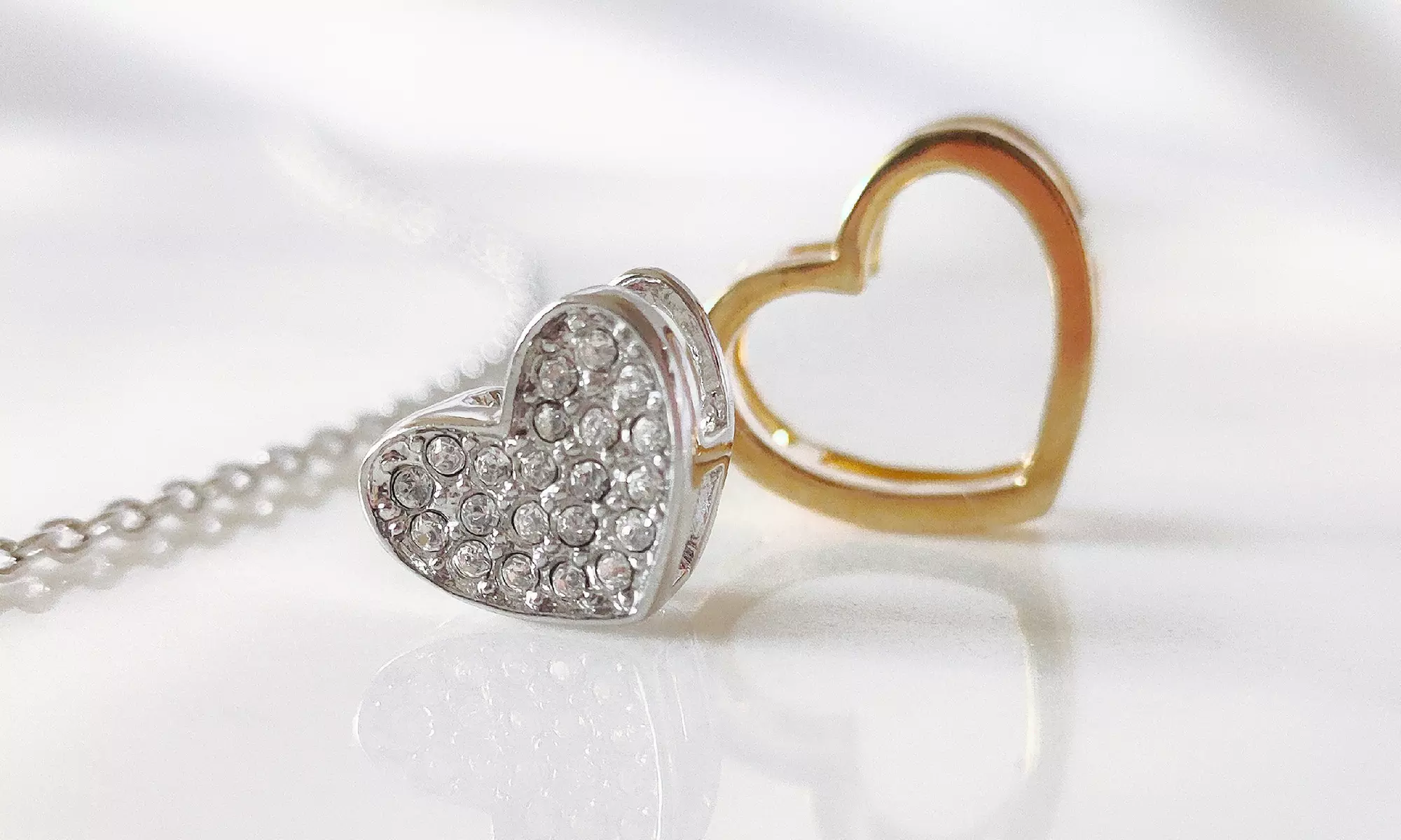 Heart-Shaped Pendant and Earrings Made with Crystals from Swarovski®
