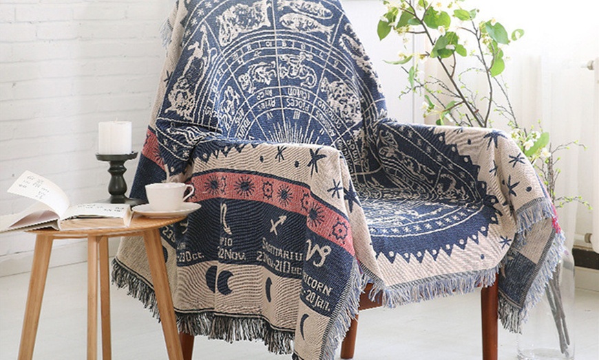 Image 2: Sofa Throw Blanket