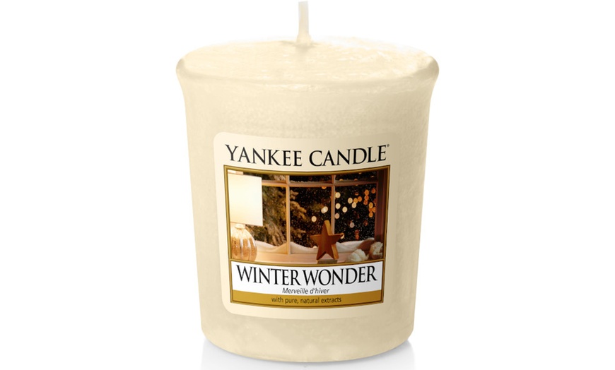 Image 8: Yankee Candle Votive Candles