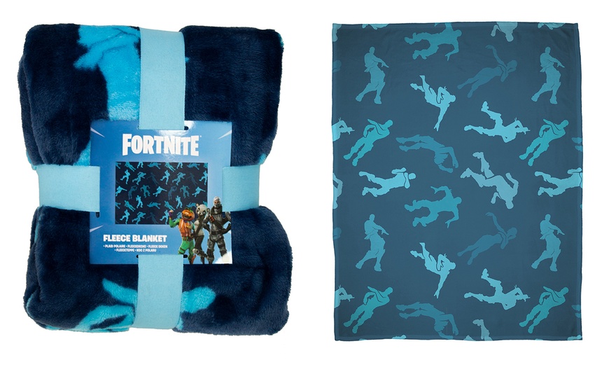 Image 2: Official Fortnite Bedroom Accessories