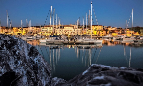 San Vincenzo: soggiorno in camera doppia con colazione e piscina per 2 persone presso l'Hotel Santa Caterina