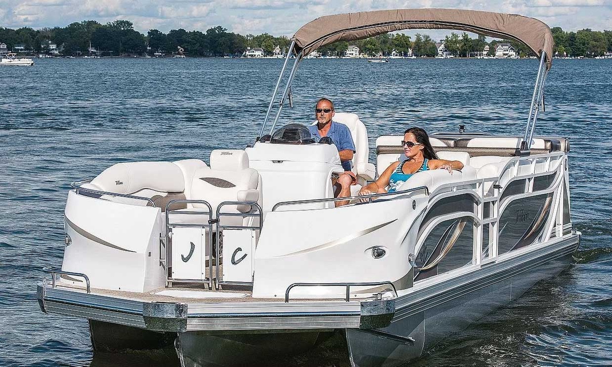 5-Hour Rental for 8 or 10 Passenger/Premium Pontoon at Baines Pier 619