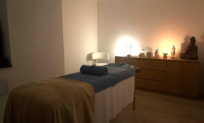 Image 4: Masaje relajante de 30, 45 o 60 minutos con aromaterapia para 1